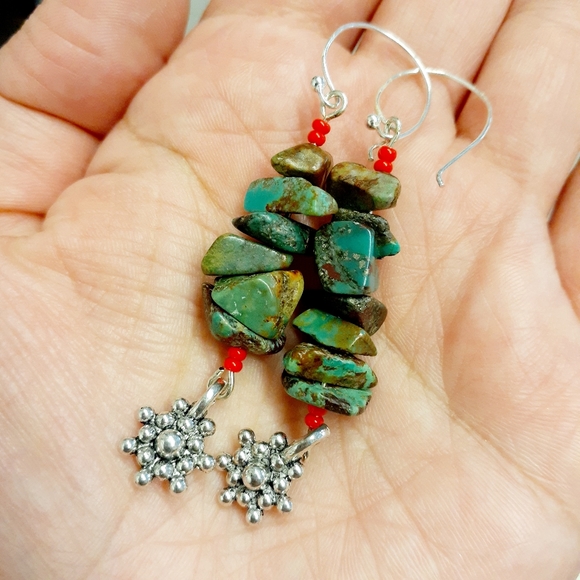 Rustic turquoise howlite Necklace and Earrings - Picture 5 of 6
